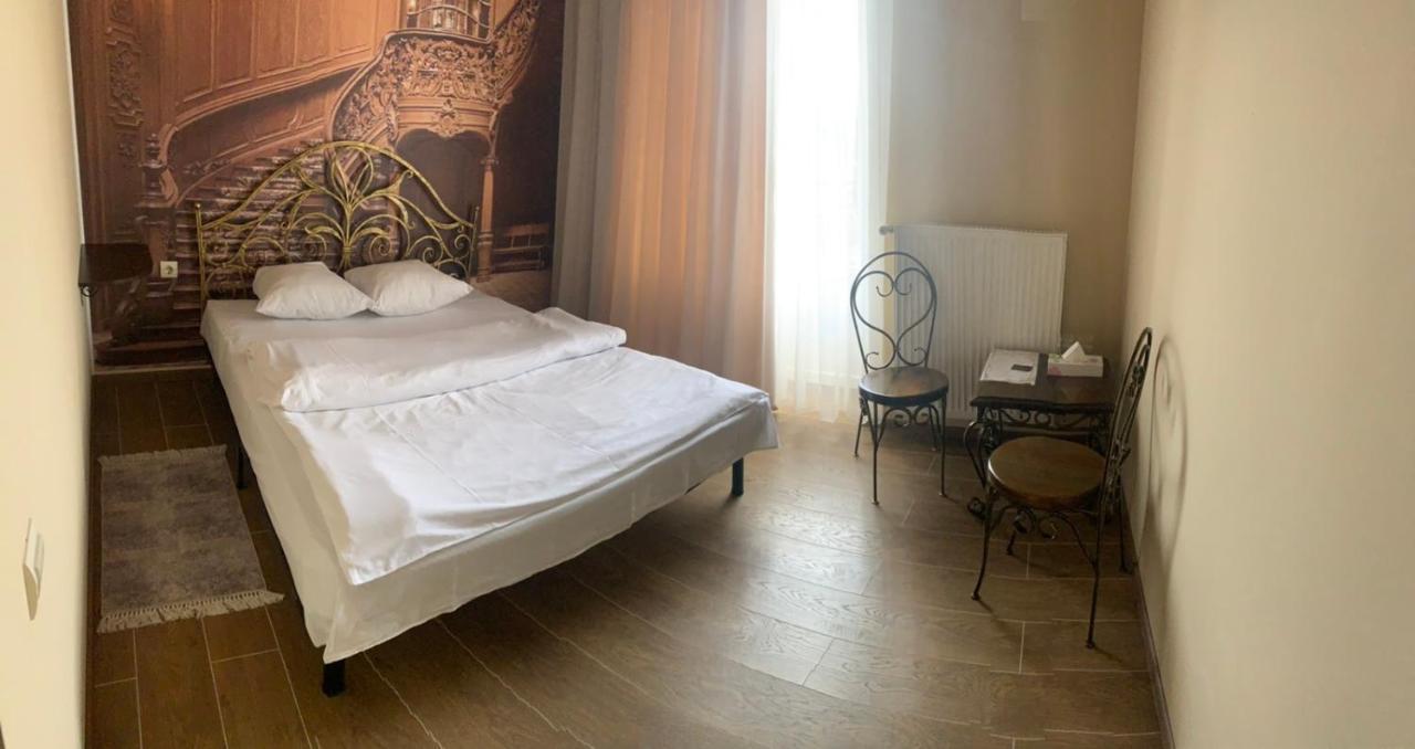 Готель Ангел На Великій Кільцевій Sofiivska Borshchahivka Exteriér fotografie